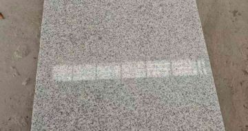 保山芝麻白光面毛板