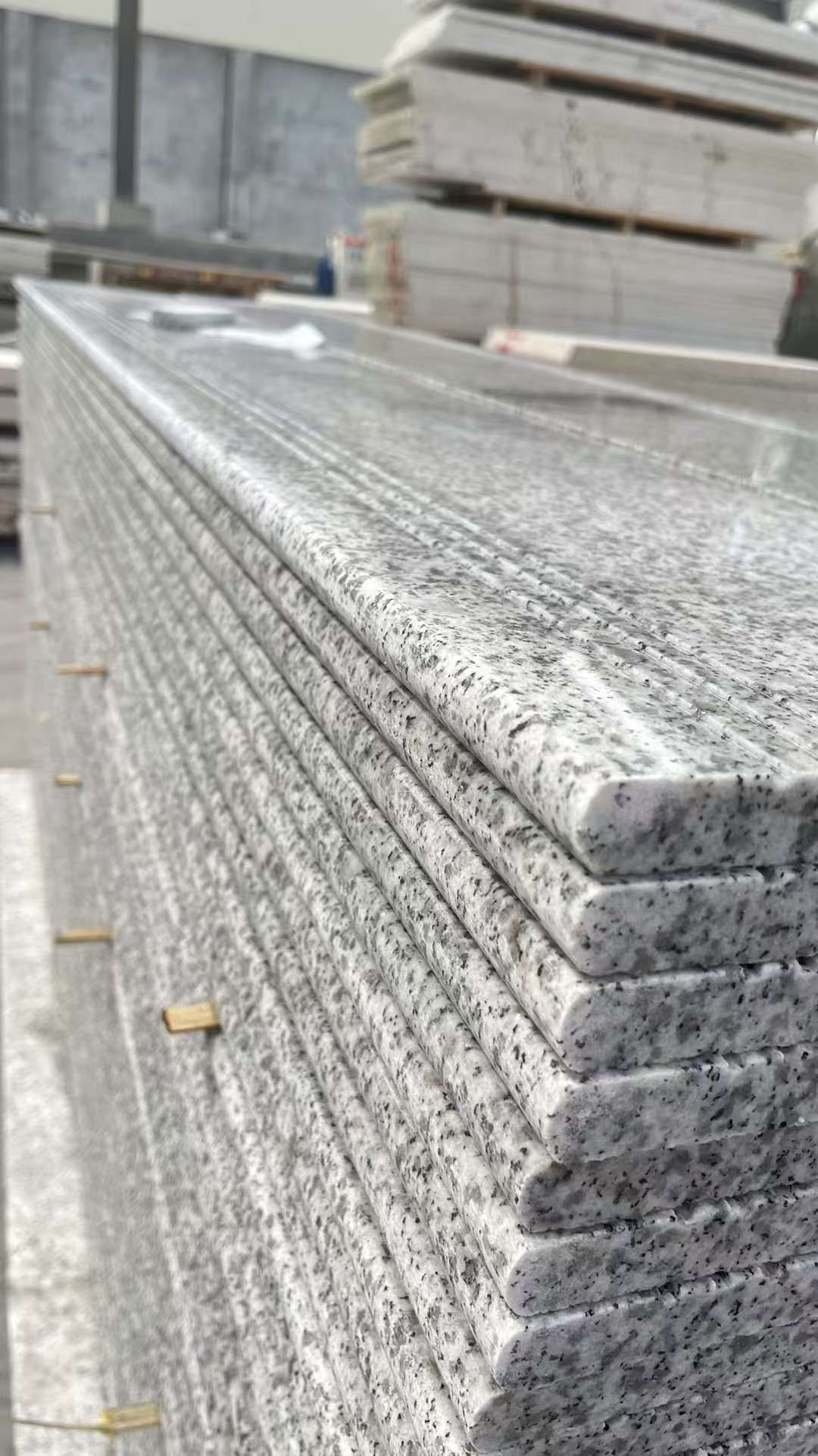 保山芝麻白楼梯踏步 花岗岩楼梯板材